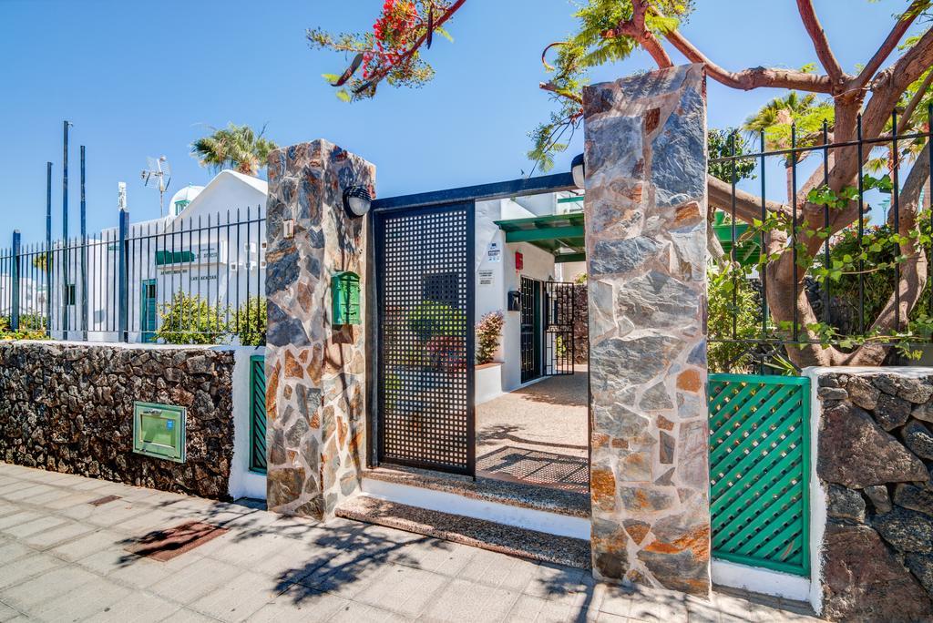 Apartamentos Las Acacias Puerto del Carmen  Dış mekan fotoğraf
