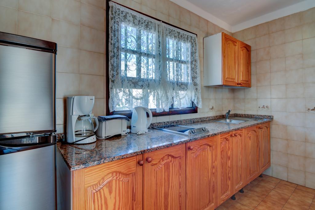 Apartamentos Las Acacias Puerto del Carmen  Dış mekan fotoğraf