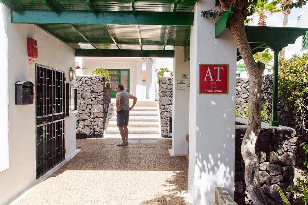 Apartamentos Las Acacias Puerto del Carmen  Dış mekan fotoğraf