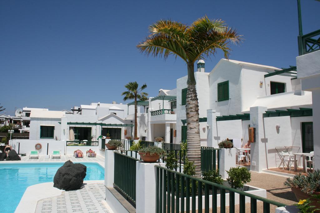 Apartamentos Las Acacias Puerto del Carmen  Dış mekan fotoğraf