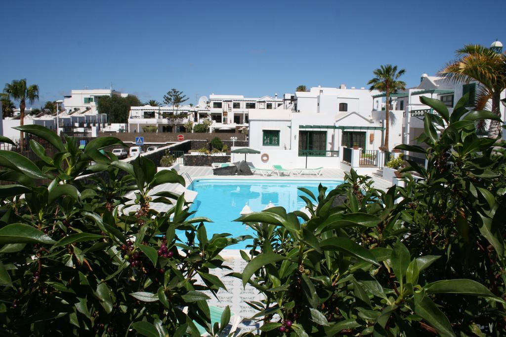 Apartamentos Las Acacias Puerto del Carmen  Dış mekan fotoğraf